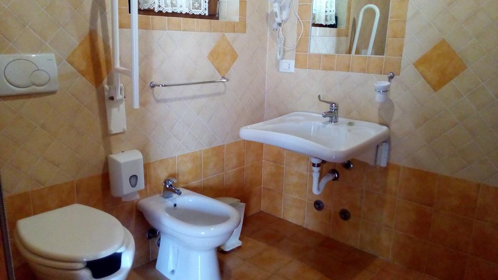 Agriturismo La Chiocciola Поджио-Мурелла Экстерьер фото
