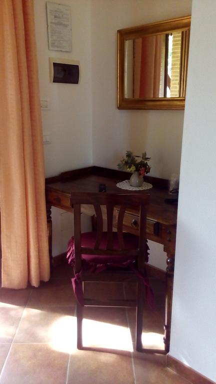Agriturismo La Chiocciola Поджио-Мурелла Экстерьер фото
